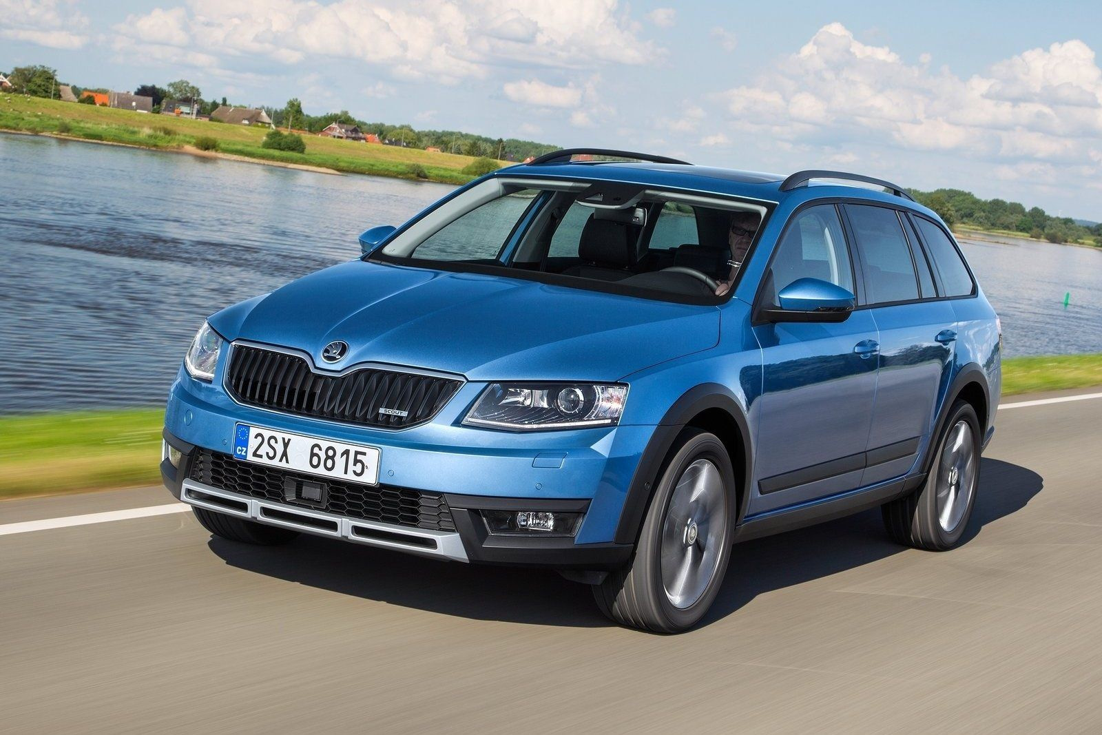 Какие отличия Octavia Scout от Octavia 4x4? — Сообщество «Skoda Octavia  Club» на DRIVE2