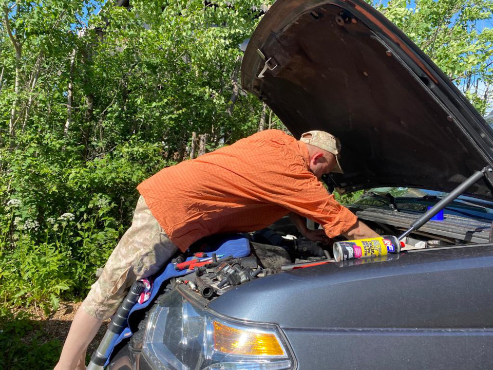 Замена свечей, подтяжка ступичного подшибника, греются передние ...