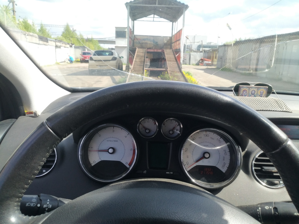 Замена блока управления вентилятором peugeot 408HDi — Peugeot 408 (1G ...