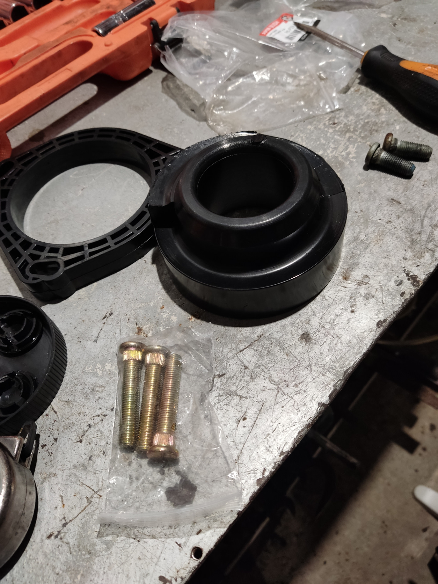 как на тойоту поставить проставки