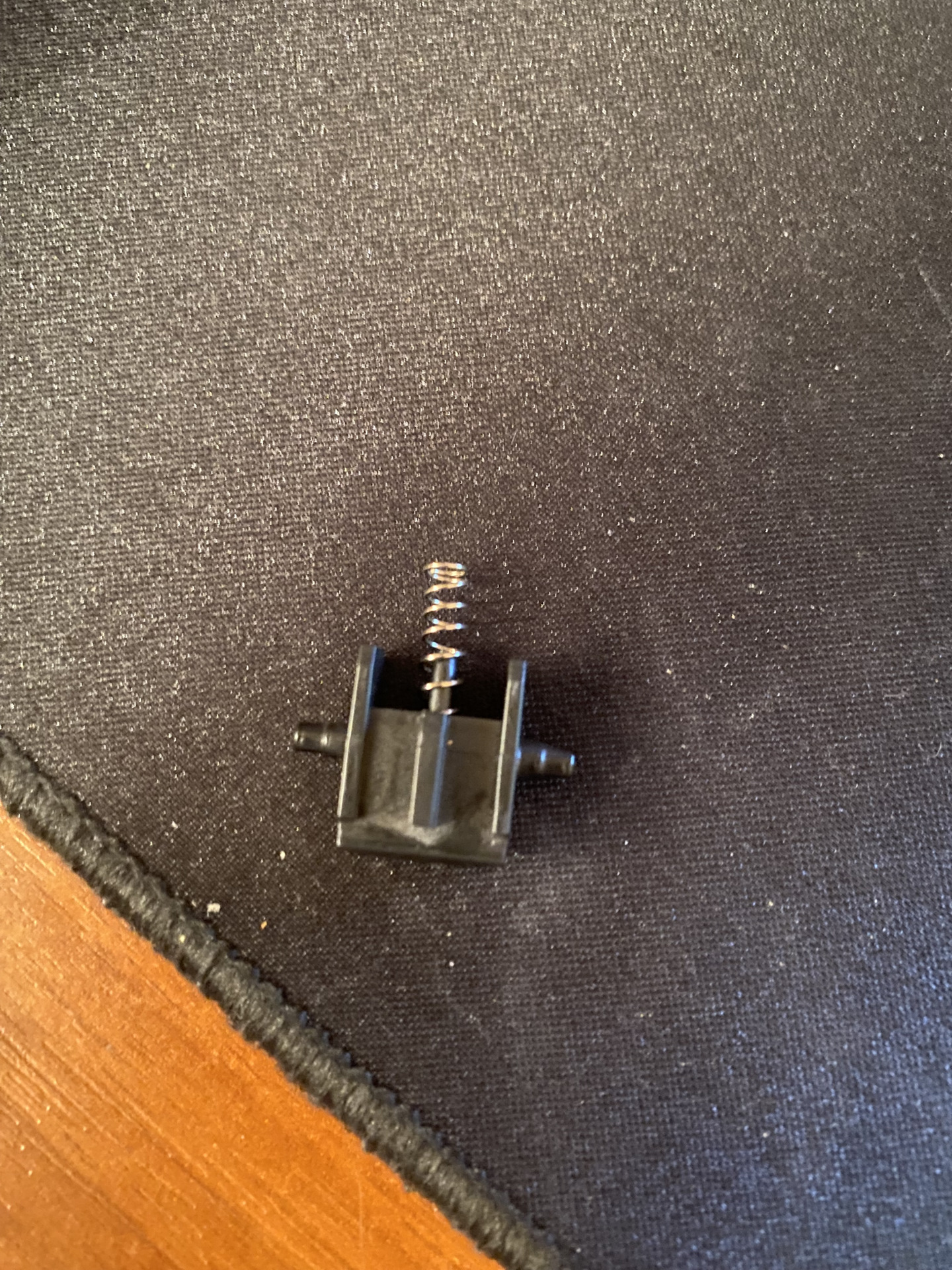 Снятие подлокотника и ремонт механизмов — Mazda 6 (2G) GH, 2 л, 2008 ...