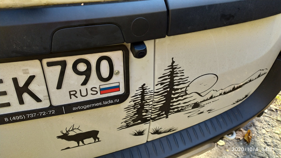 20201022 Видимо регистратор. — Lada Largus Cross, 1,6 л, 2020 года ...