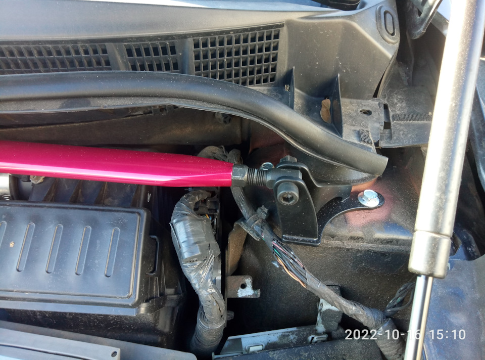 Фото в бортжурнале Nissan Tiida (1G)