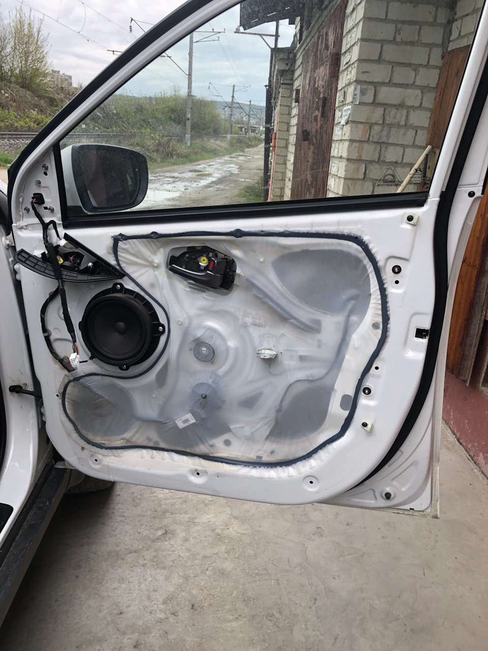Кнопка стеклоподъемника пассажира — Hyundai ix35, 2 л, 2013 года ...