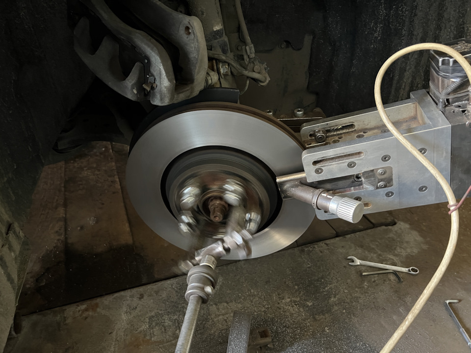 Проточка тормозных дисков #2 от Highlander Camry Hybrid — Toyota Camry ...