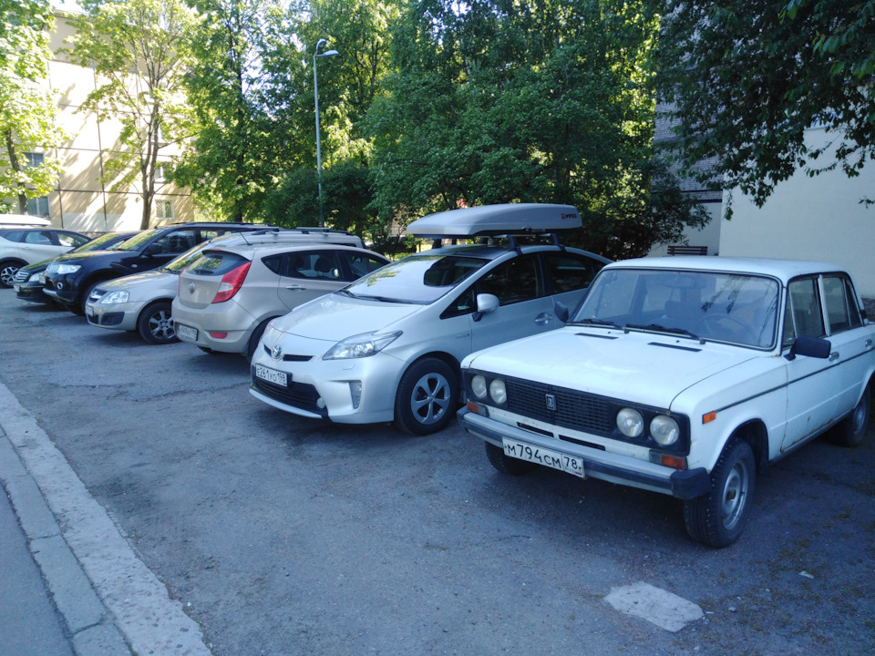 Ух, я и так оглядываюсь на Приус, а тут — ну прямо конфетка! — Toyota Prius (30)