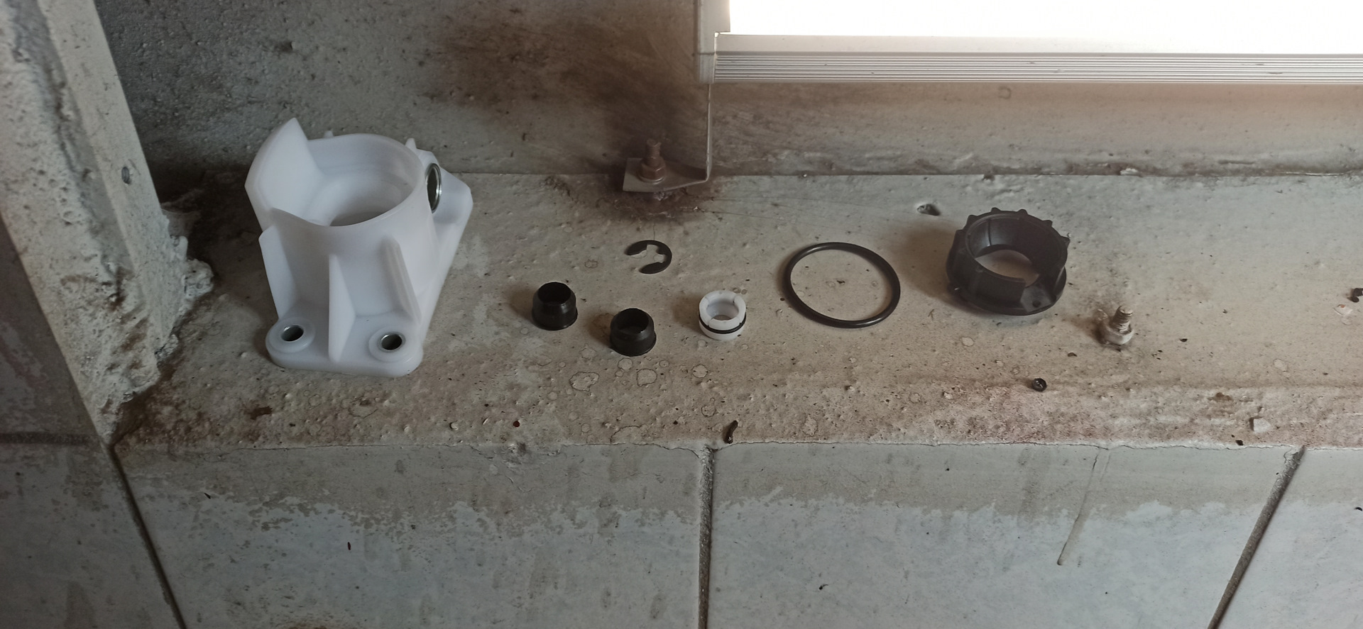 Установка ремкомплекта кулисы КПП. — FIAT Brava, 1,9 л, 2001 года ...