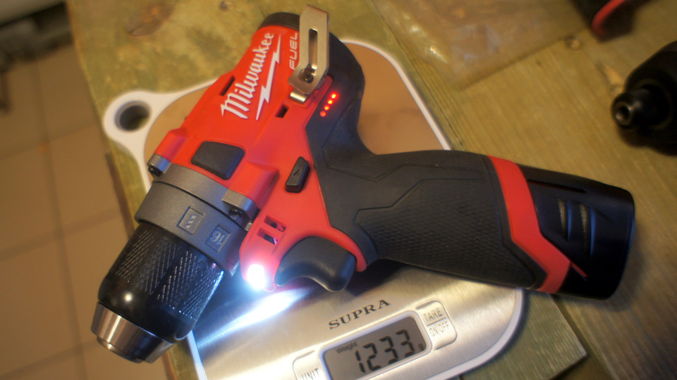 Ударный шурик Milwaukee 2504 — зимний суровый тест на сталь и кирпич ...