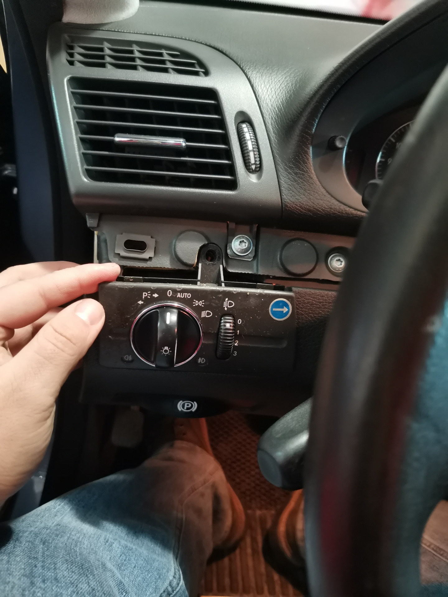 Панель блока управления светом — Mercedes-Benz E-Class (W211), 1,8 л ...
