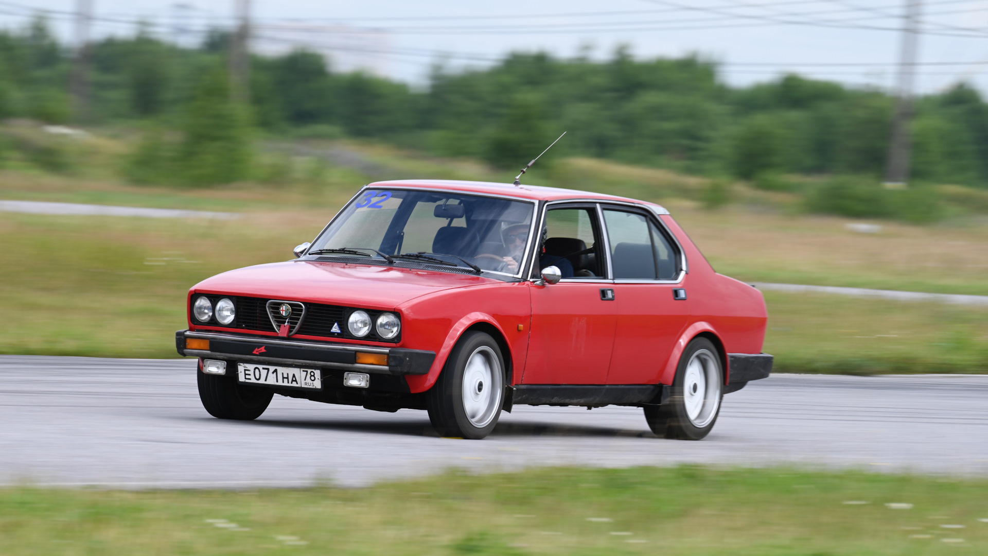 Продажа Alfa Romeo Alfetta 1983 (бензин, МКПП) — с историей обслуживания —  DRIVE2.RU