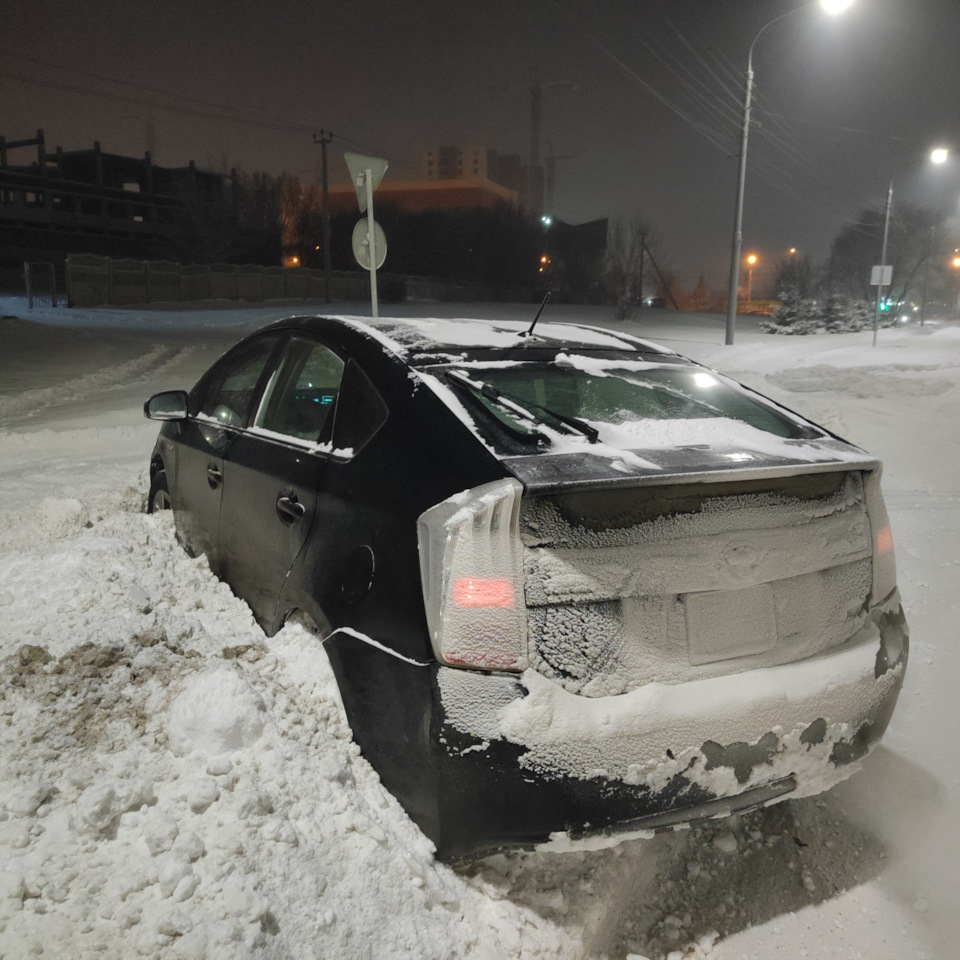 Поломки к тюннингу (ну или ремонту…) — Toyota Prius (30), 1,8 л, 2009 года  | прикол | DRIVE2