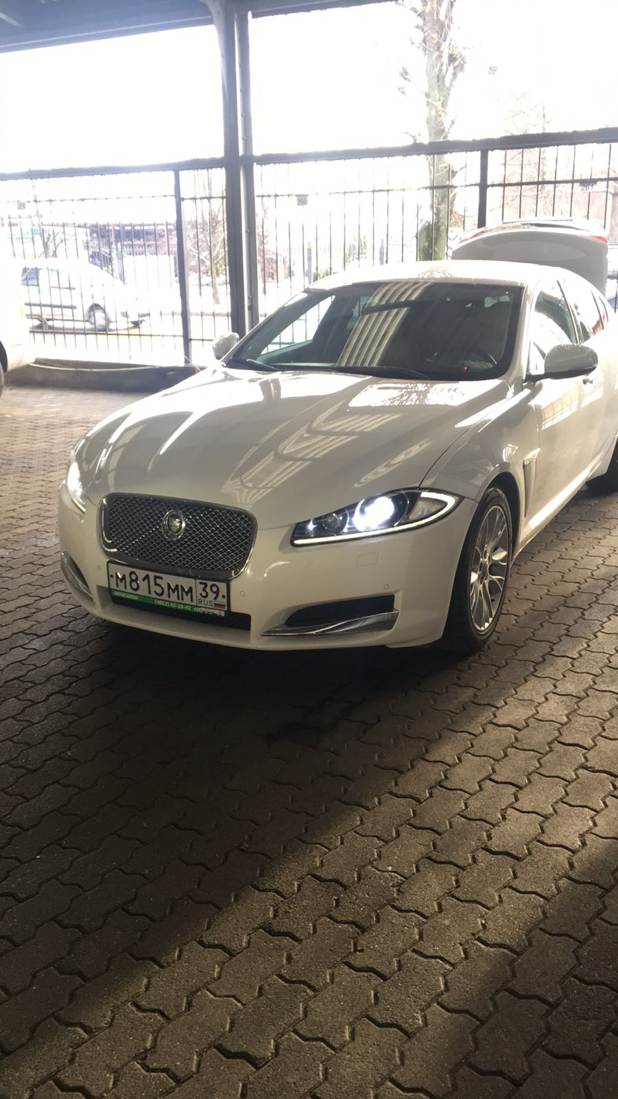 Вода в Багажнике Jaguar XF 3.0 2012 Белый Кот — Jaguar XF (1G), 3 л, 2012  года | поломка | DRIVE2