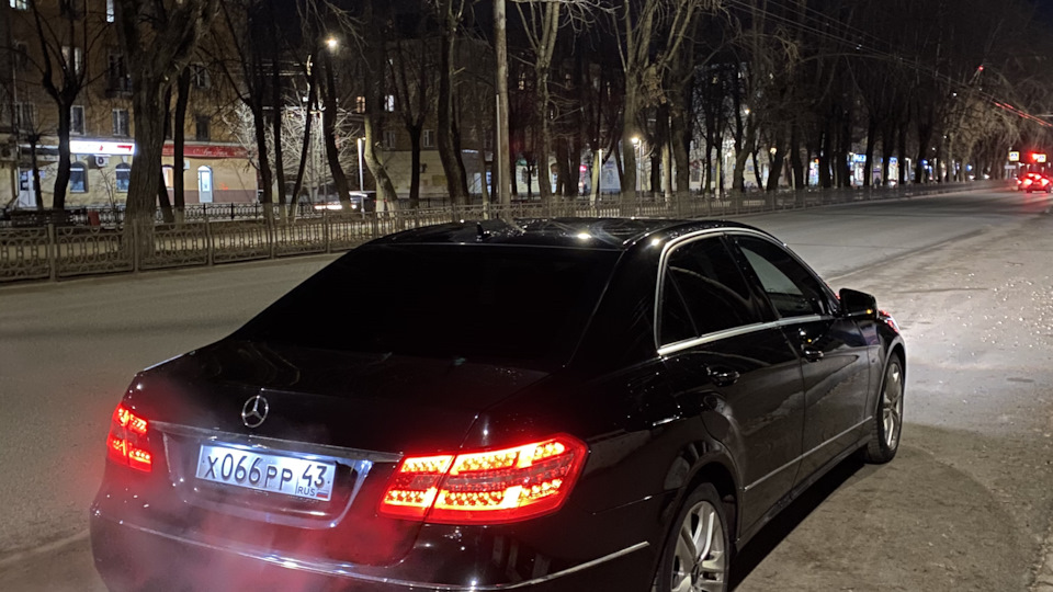 Mercedes-Benz E-class (W212) 1.8 бензиновый 2009 | Акула на DRIVE2