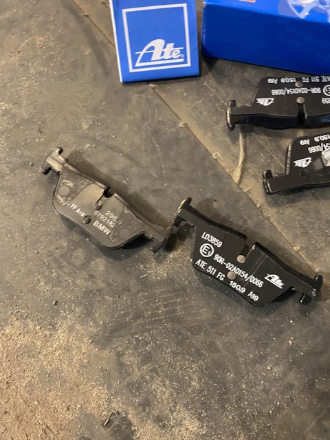 FG1509 Пыльник ШРУСа для Mercedes C-Class W203 (наруж.зад.компл: хомуты ...