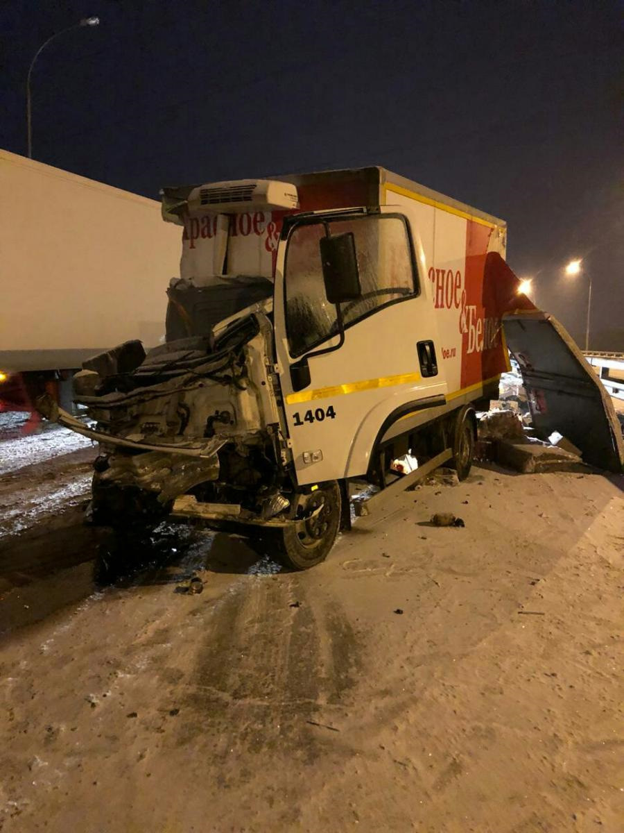 авария на м5 фургон КБ разорвало 12.01.2019г — Сообщество «DRIVE2  Башкортостан» на DRIVE2