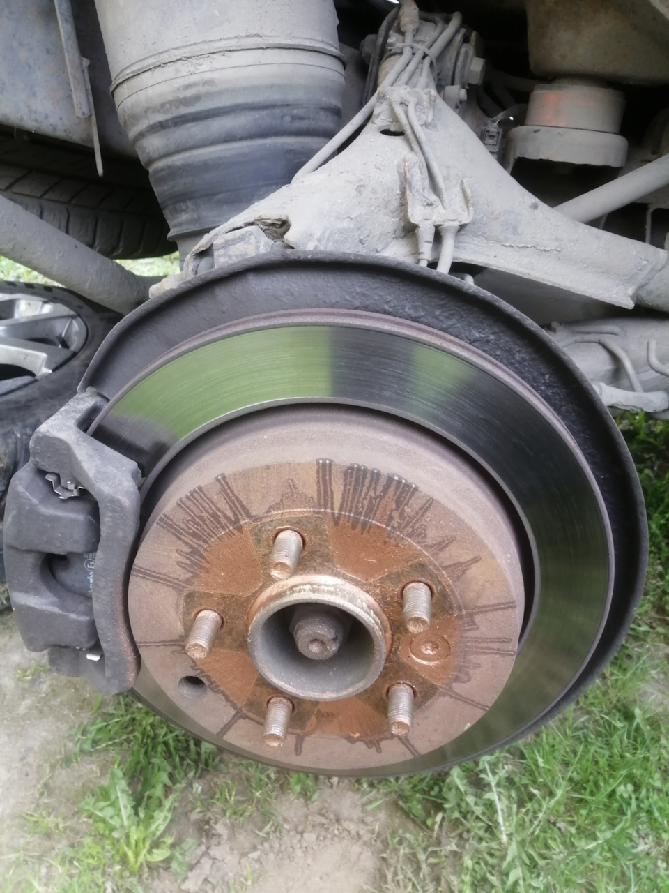 # Установка колодок ручника с разблокировкой блока — Land Rover ...