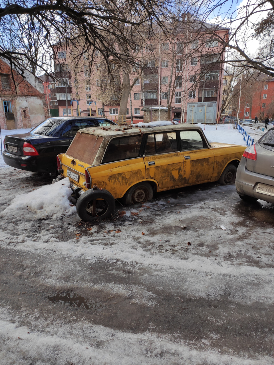 Брошенный Москвич в кузове универсал — Сообщество «Брошенные Машины» на  DRIVE2