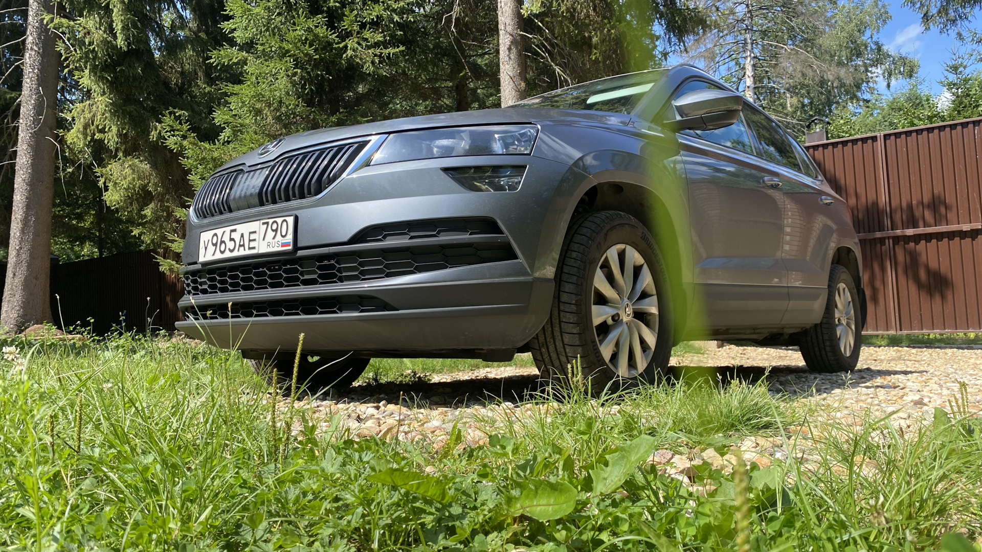 Шкода форум. Skoda Karoq 2022. Камуфляж Skoda Karoq. Шкода Карок.