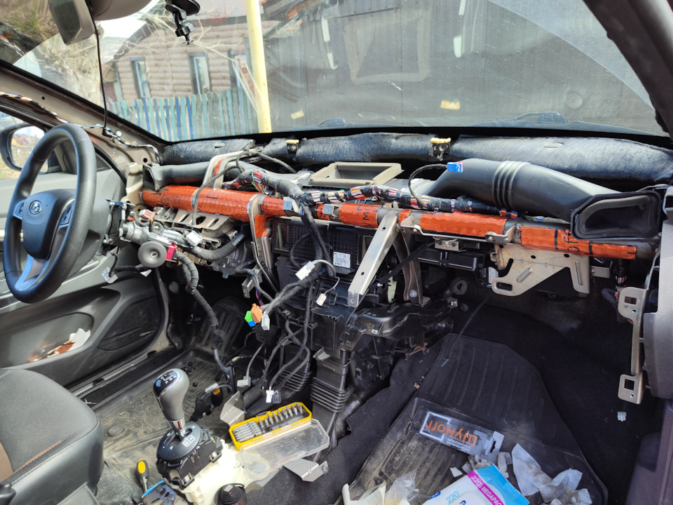 Шумофф М3 — Lada Vesta (1G)