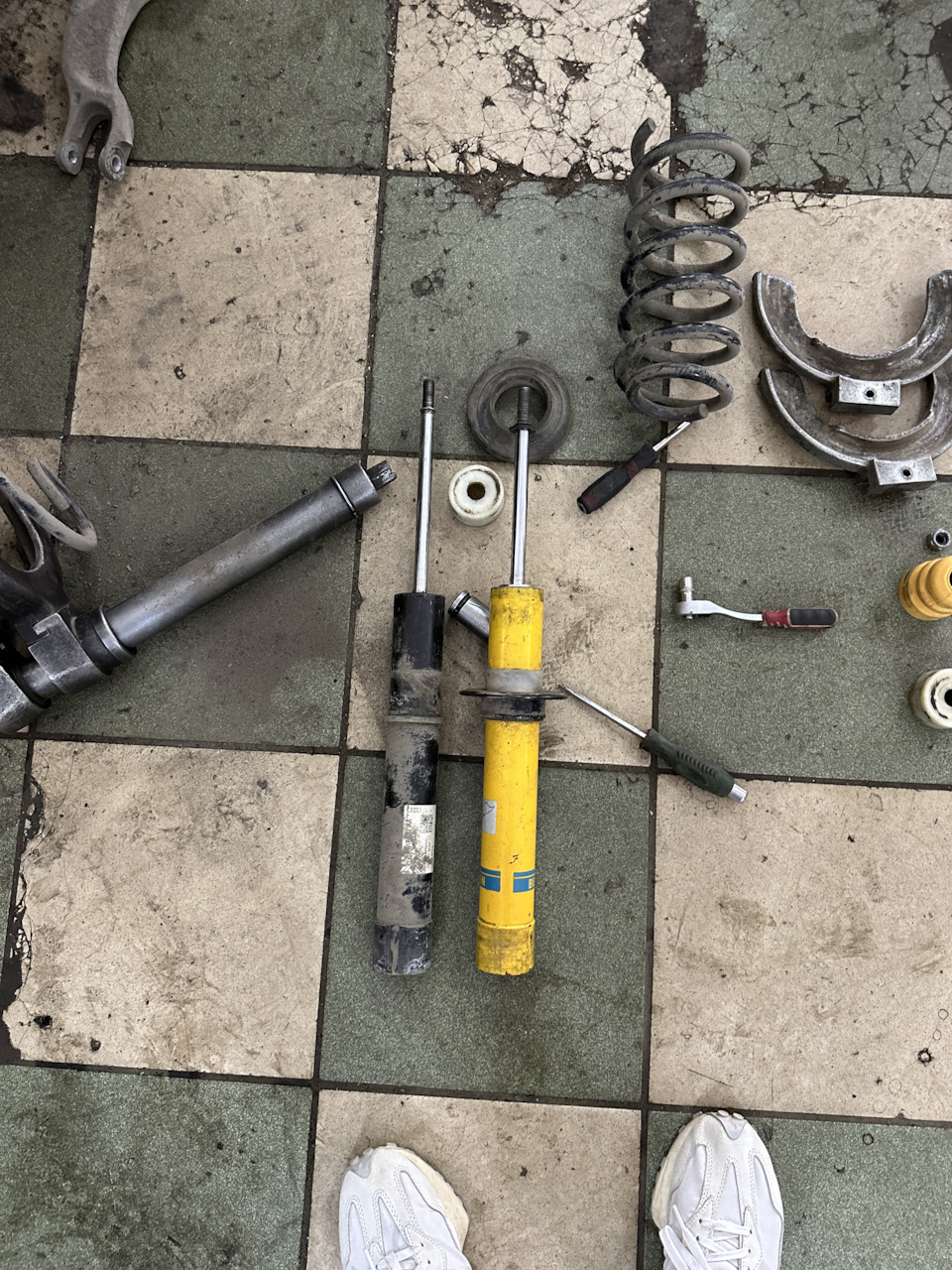 56-bilstein-eibach-30-audi-a4-b9-2-2021-drive2