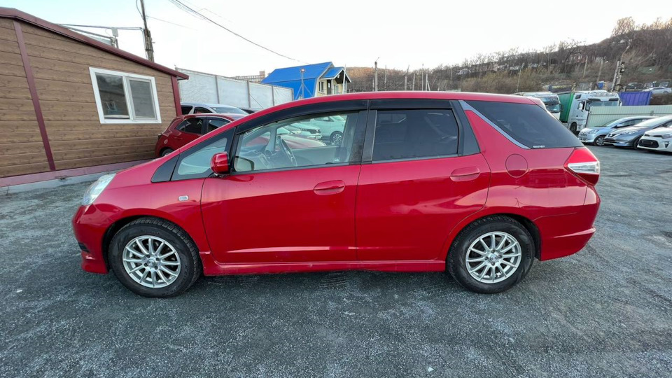 Honda Fit Shuttle (1G) 1.5 бензиновый 2011 | на DRIVE2