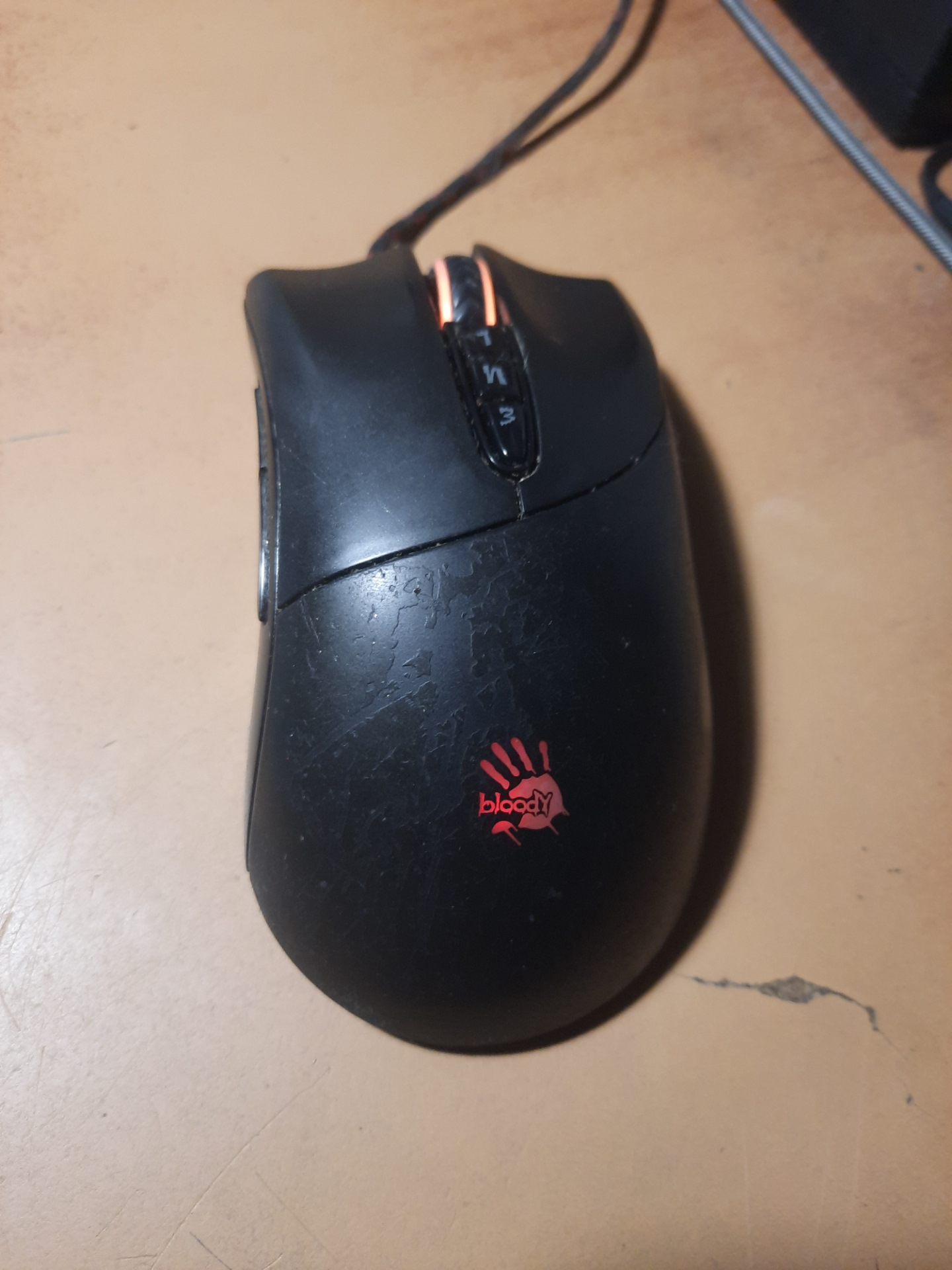 Распиновка беспроводной мыши. Как сделать проводную мышь. Переделка проводной мыши в беспроводную. Радиомодуль для мыши. Переделка беспроводной мыши в проводную.