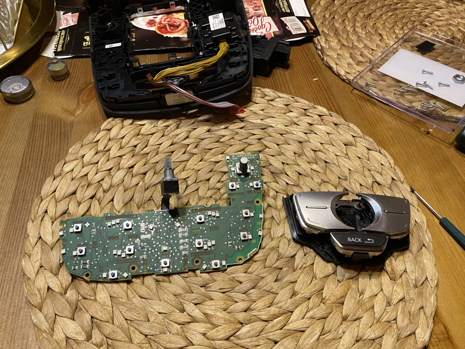 Мелкий «ремонт» крутилки громкости А6/С7 2016г. — Audi A6 (C7), 2 л ...