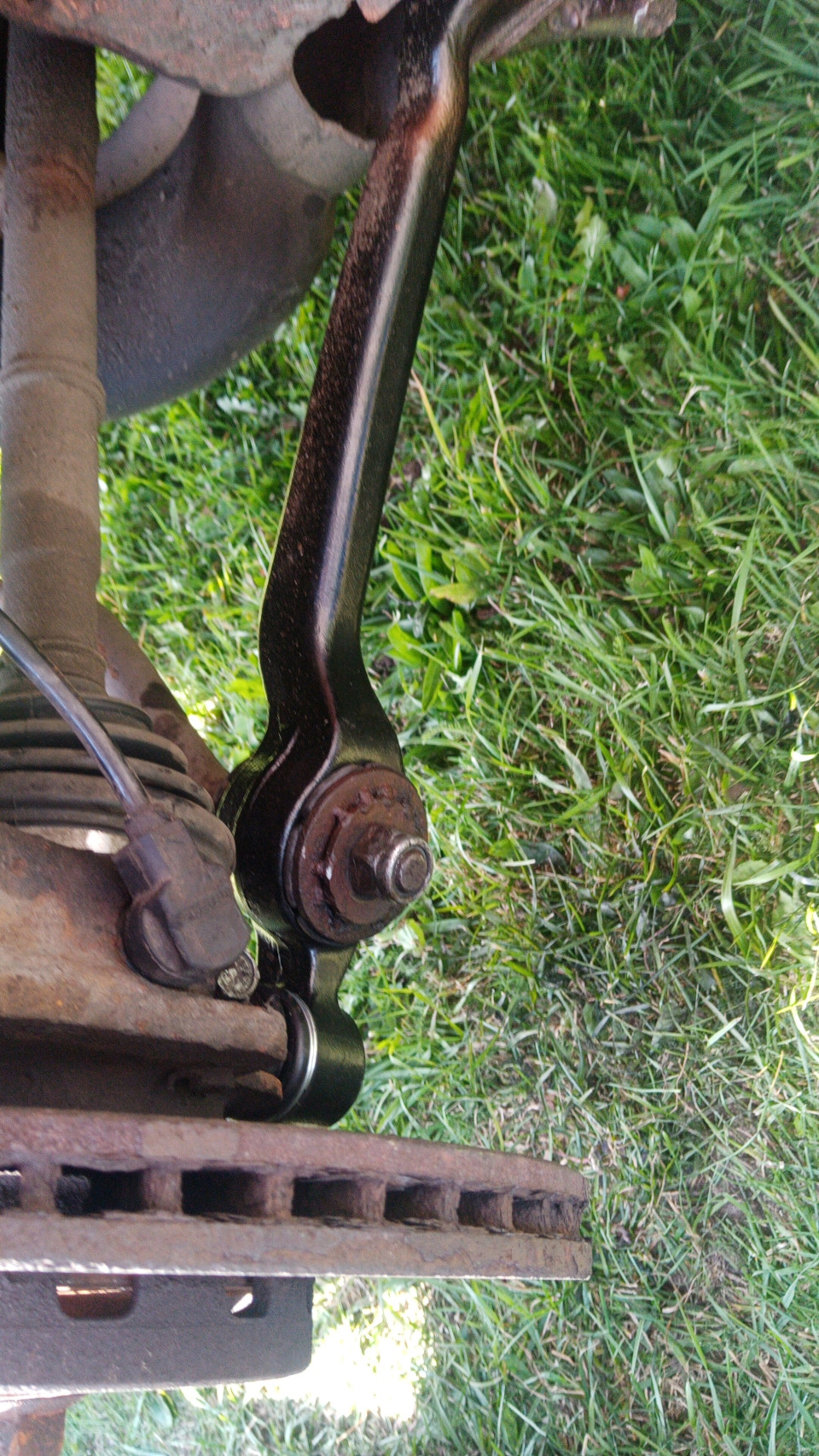 Замена рычага — Audi A6 (C4), 2,6 л, 1995 года | поломка | DRIVE2