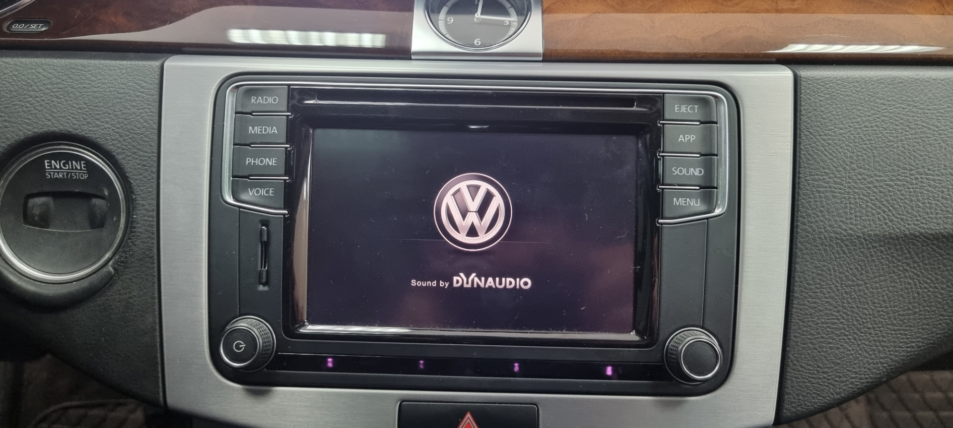 media in volkswagen как работает