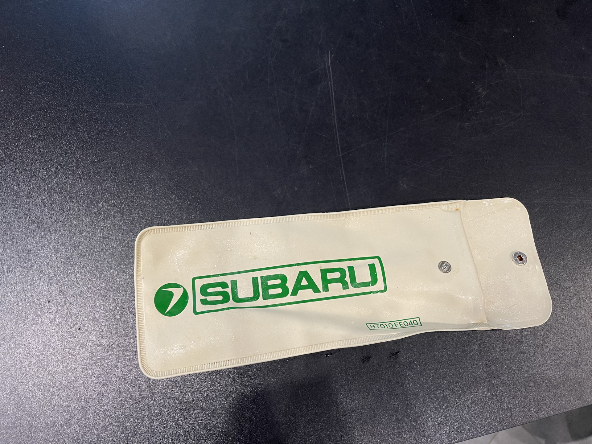 Заглушки боковые переднего бампера — Subaru Impreza WRX STI (GD), 2,5 л ...