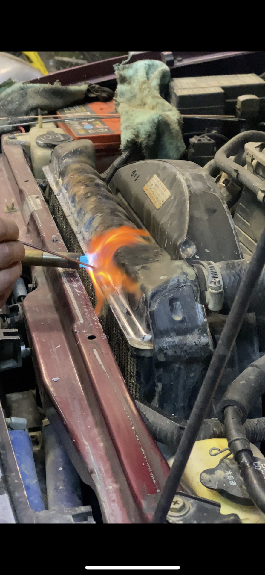 Экспресс пайка радиатора — Toyota Hilux Surf (2G), 2,4 л, 1992 года ...