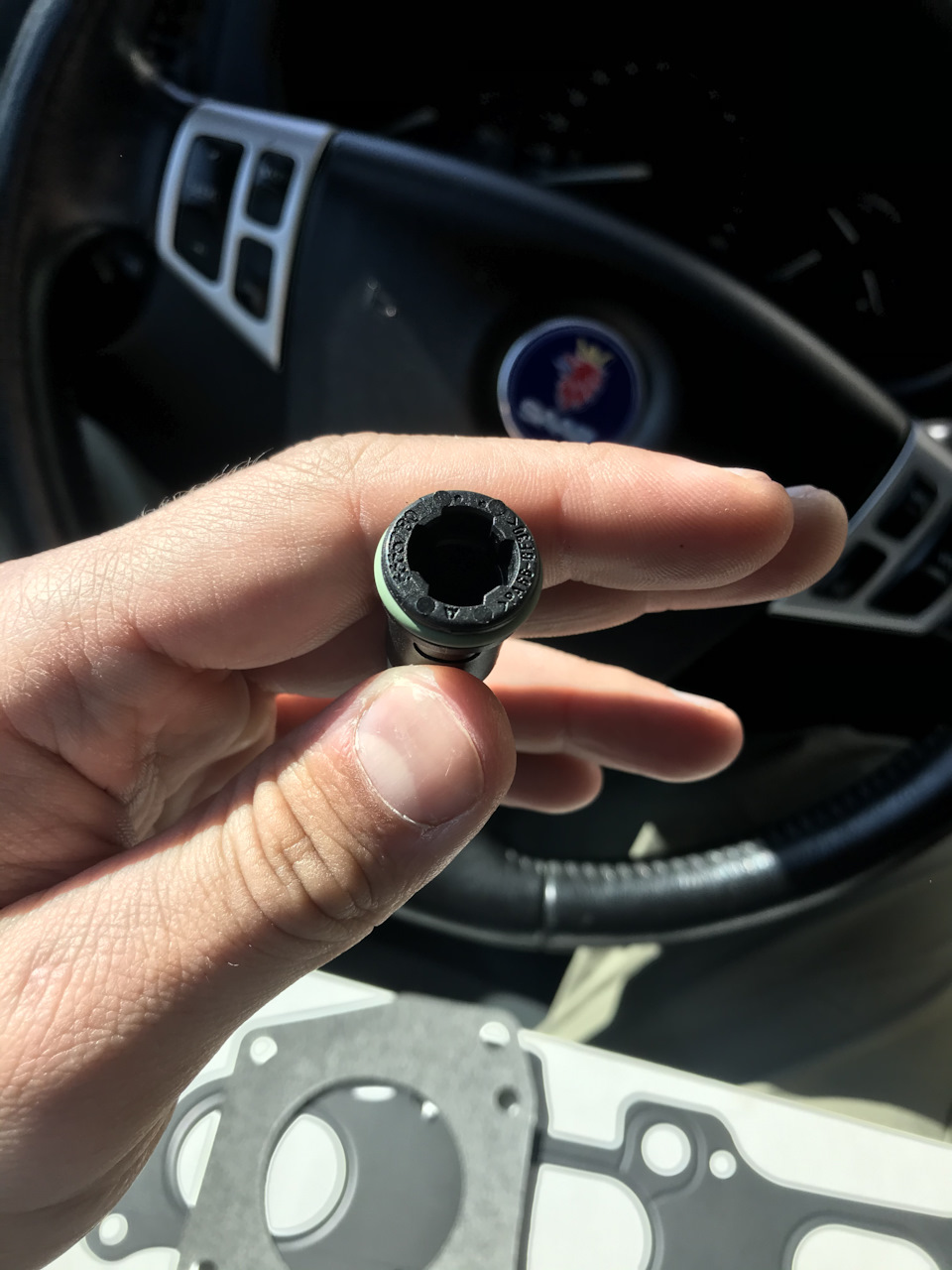 Замена клапана квкг. — Saab 9-3 (2G), 2 л, 2004 года | расходники | DRIVE2