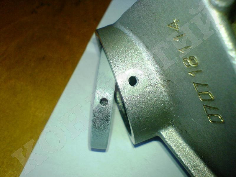 Делаем отверстия соответствующего диаметра в кольце и корпусе, режем резьбу в отверстиях кольца. — Great Wall Safe