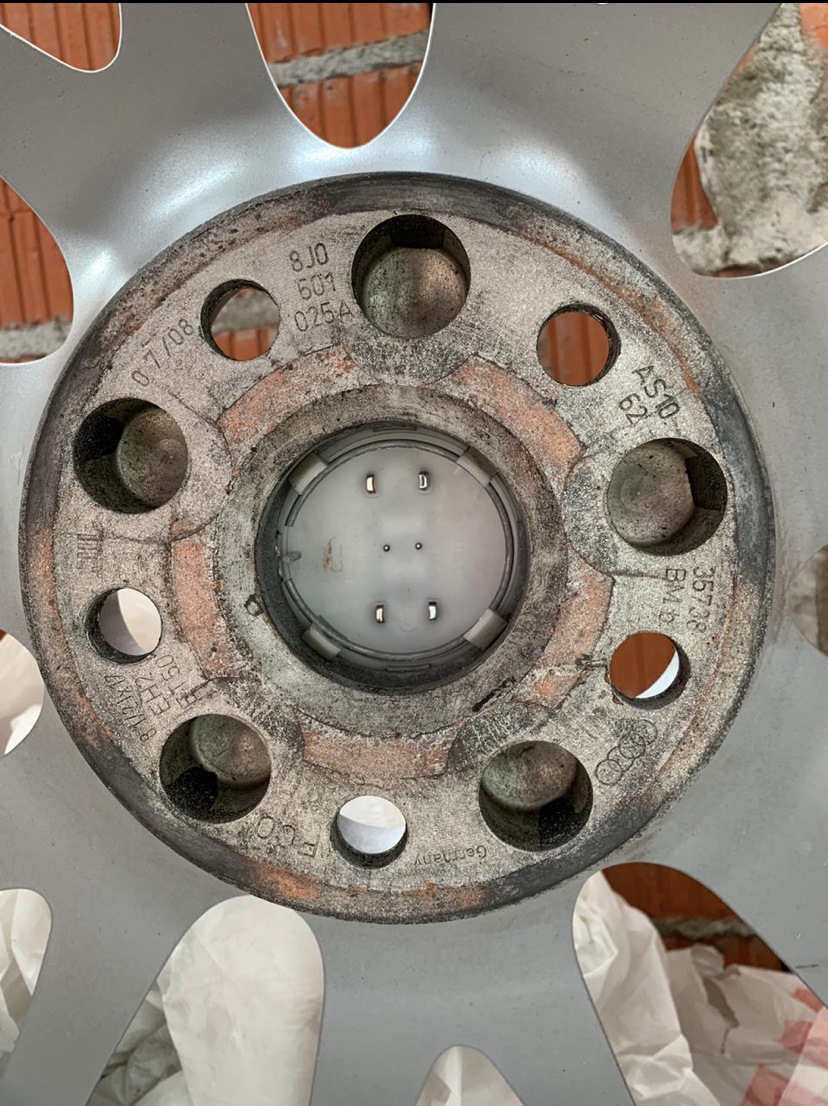 Переходные проставки с 5x100 на 5x112 — Volkswagen Polo Sedan, 1,6 л ...
