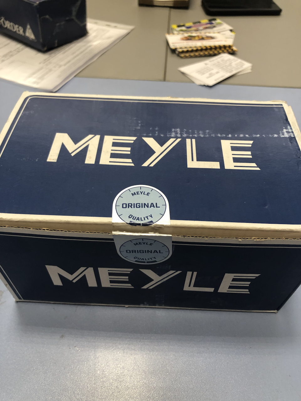 Замена подушек, без снятия балки. — Mercedes-Benz S-Class (W220), 5 л ...