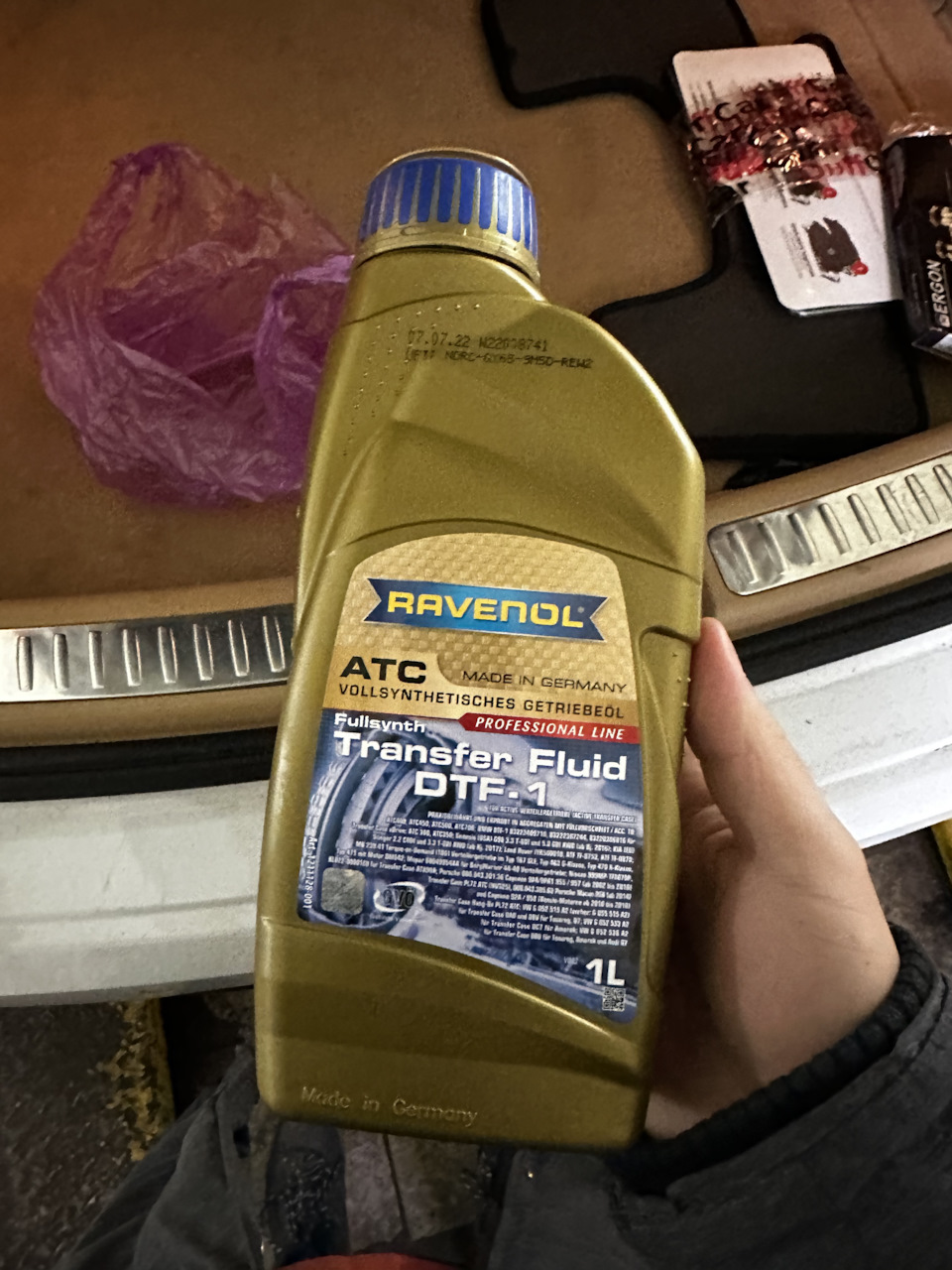 Масло в коробку порше кайен. Ravenol tf-0870. tf-0870. tf 0870-b аналог. замена масла в порше макан коробка раздатка.