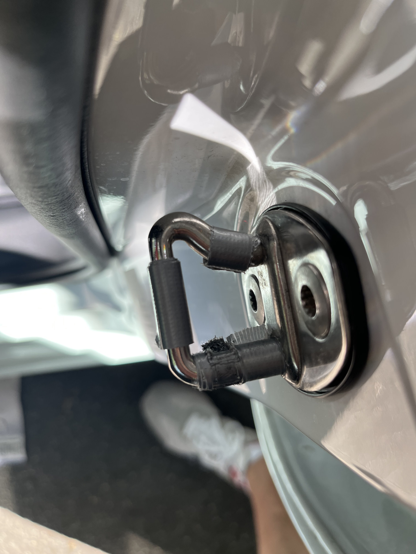 14. Устранение стука в двери — Volkswagen Passat Variant (B8), 2 л ...