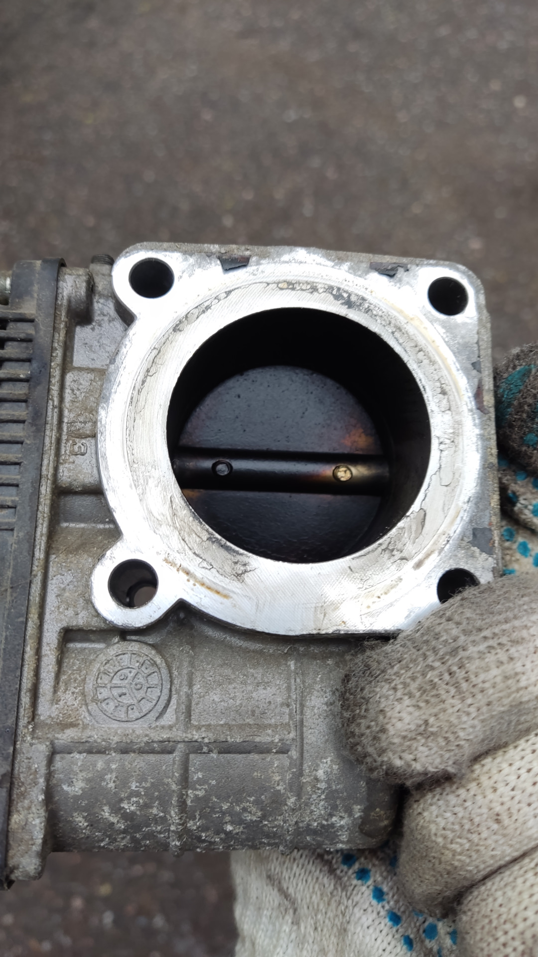 Чистка дросселя и немного марафета под капотом. — Nissan Almera Classic ...