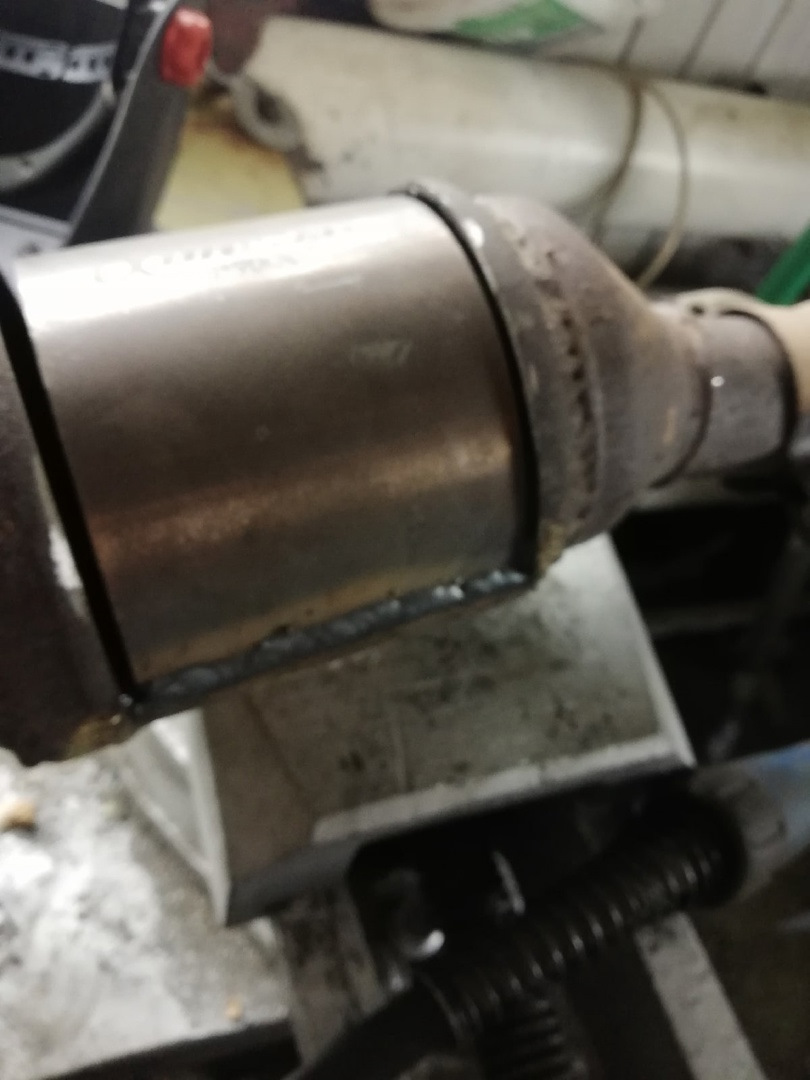 Узнав что машина без катализатора решил вварить ремонтный — Subaru ...