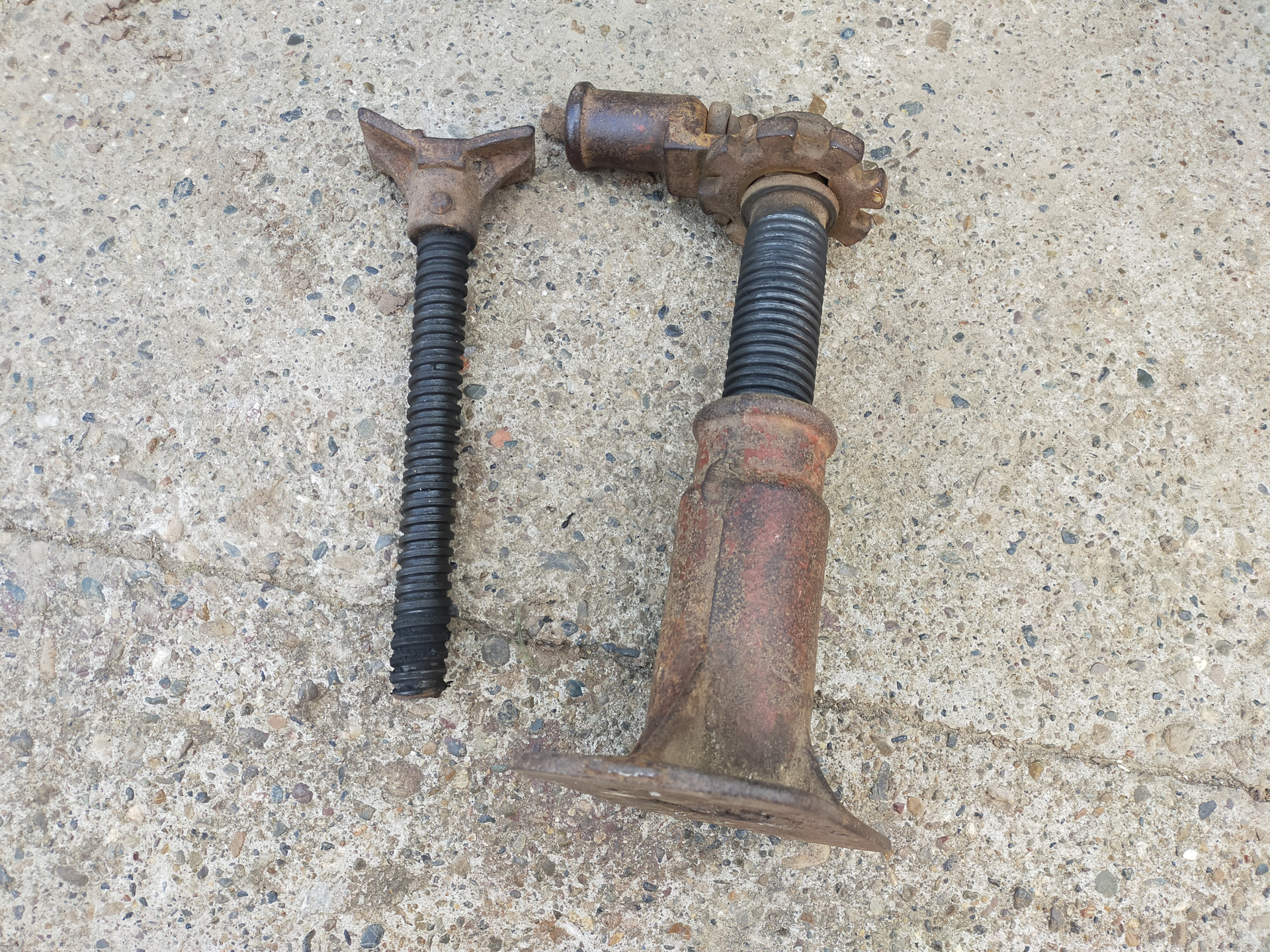 Улучшение винтового ромбического домкрата для автомобиля: практическое руководство