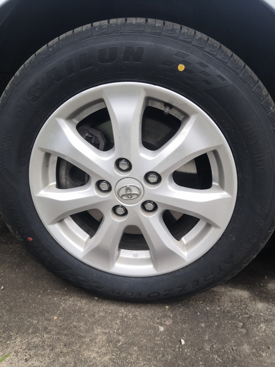 Летние шины — Toyota Camry (XV40), 2,4 л, 2010 года | шины | DRIVE2