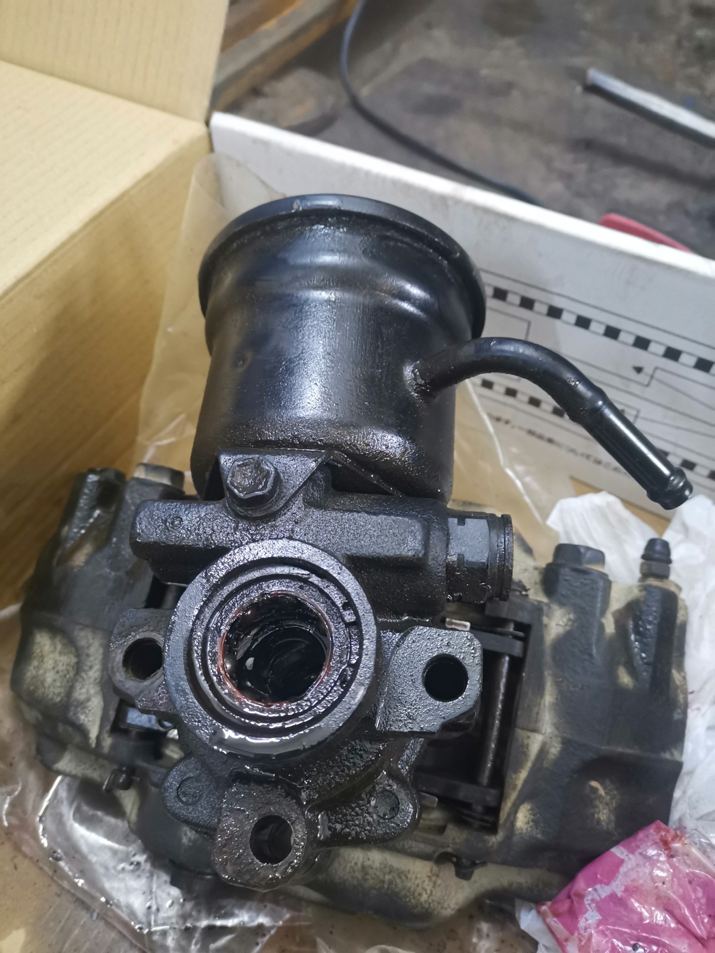 Замена насоса ГУР (гидроусилитель руля), замена жидкости ГУР. — Toyota ...