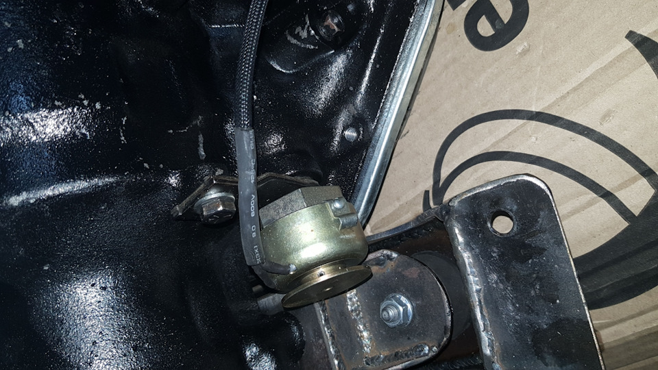 Соленоид трансбрейка — BMW 5 series (E34)