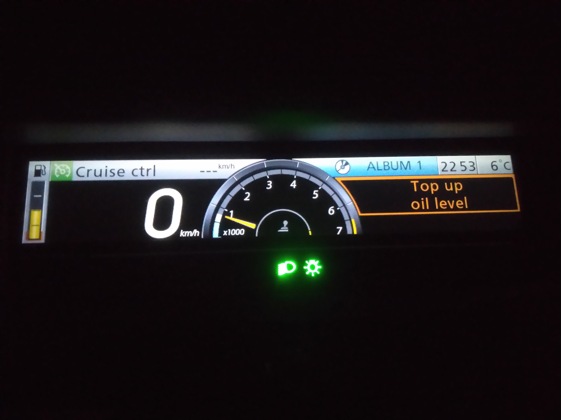 Top oil level перевод. Уровень масла меган 2. Top oil level перевод. Top oil level перевод. Top app engine oil level - перевод на русский.