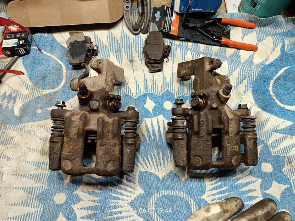 Ремонт задних суппортов 34мм Lucas — Nissan Almera II (N16), 1,5 л ...