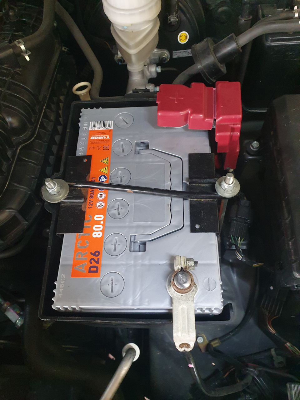 Замена аккумулятора — Mitsubishi Pajero Sport (2G), 3 л, 2011 года ...