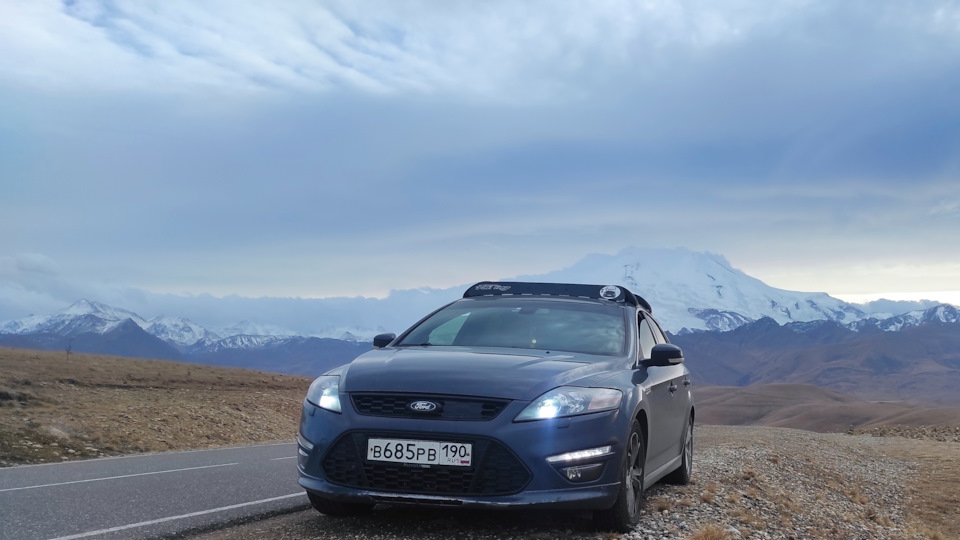 Ford Mondeo Black Shark