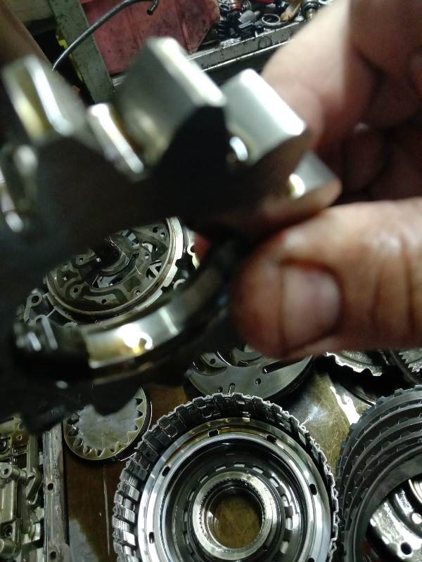 Чиним \"лучший автомобиль в мире\"?.. Ремонт АКПП ZF 5HP24 от Range Rover ...