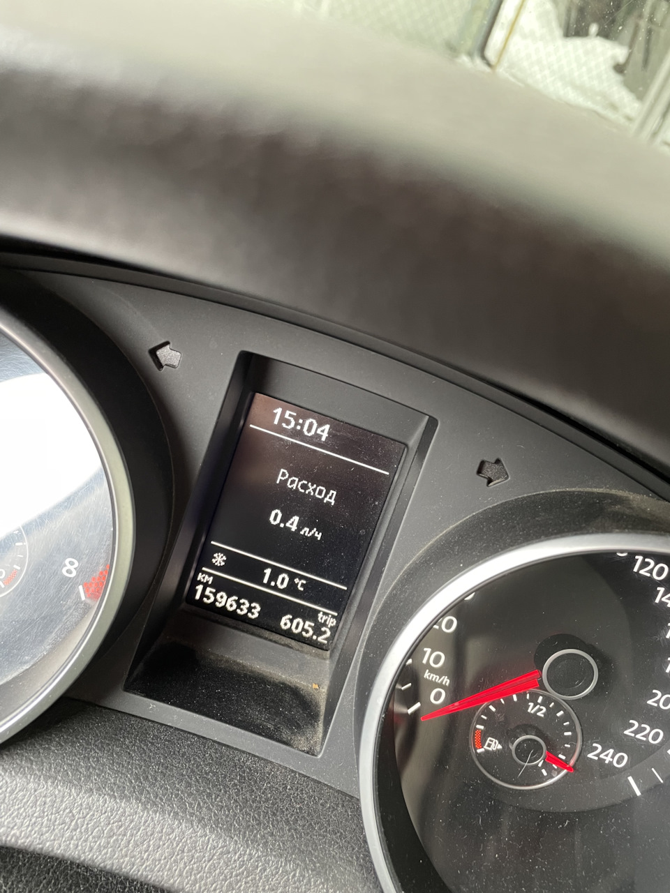 Лукойл или Газпром — Volkswagen Golf Mk6, 1,4 л, 2011 года | заправка ...