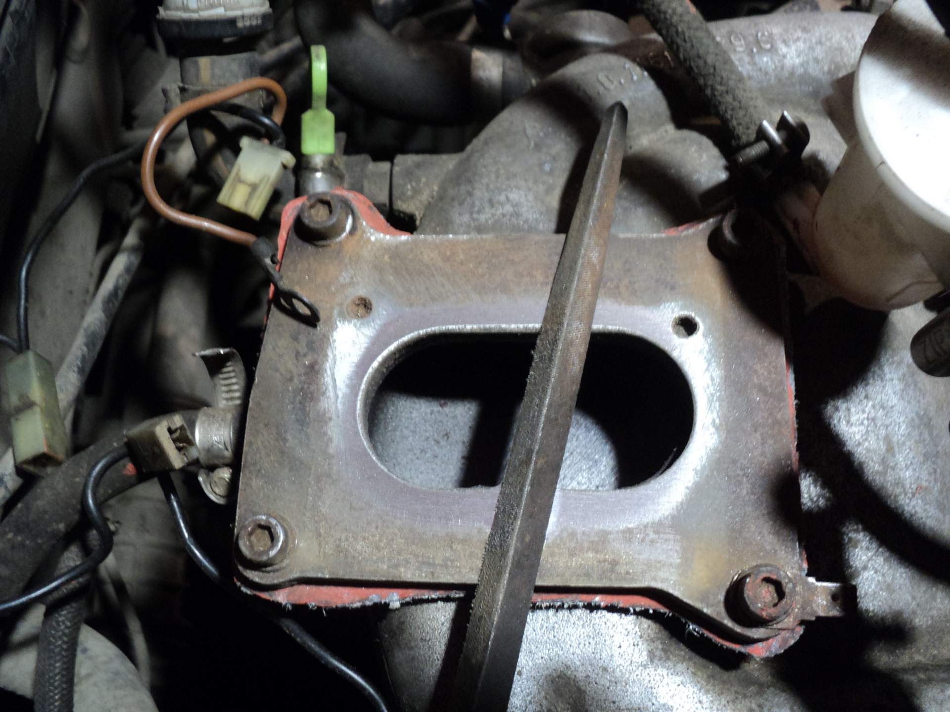 Прокладка карбюратора 2101 размеры. Прокладка патрубка ваз 2101. Прокладка карбюратора 2101-1107014. Прокладки карбюратора дааз 4178-40. Зачем прокладка под карбюратор.